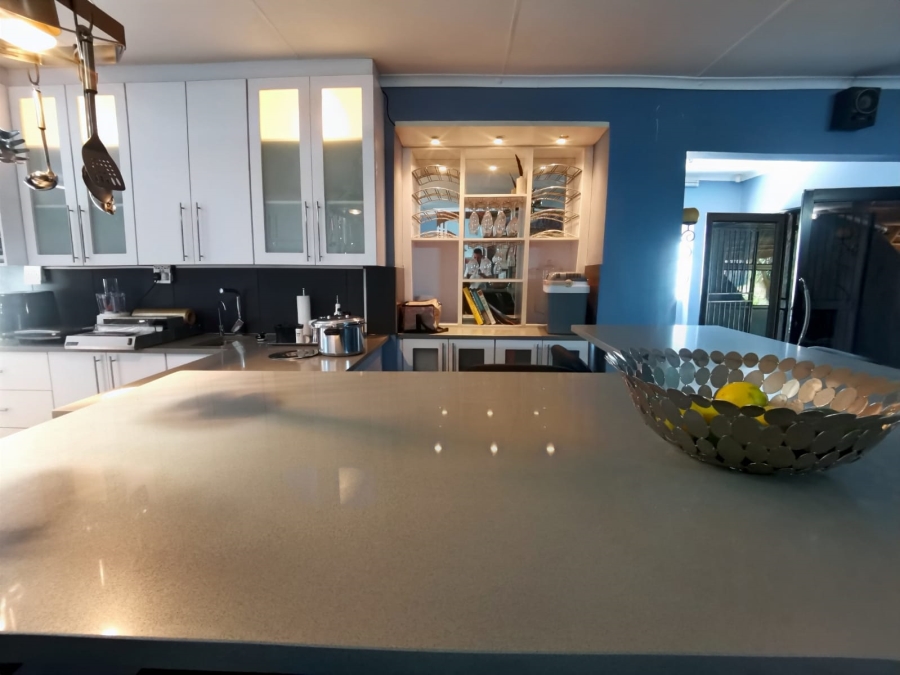 Commercial Property for Sale in Kroondal North West